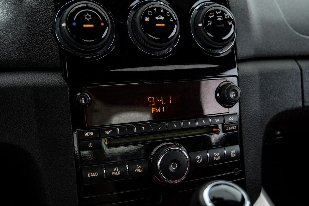 2007 Saturn Sky Roadster - Photo 18
