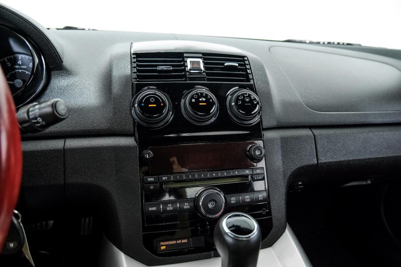 2007 Saturn Sky Roadster - Photo 17
