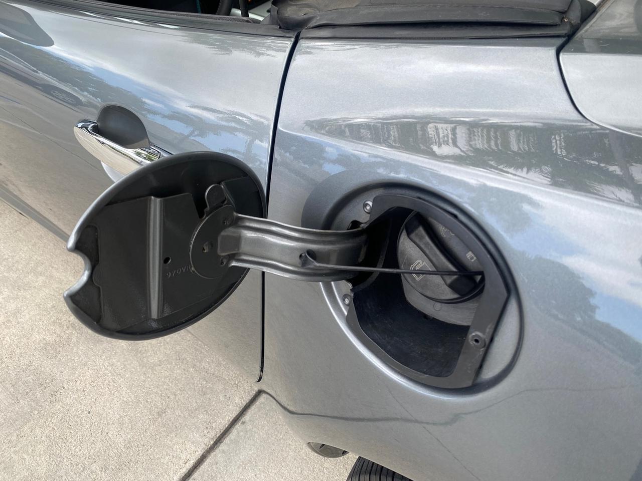 2007 Saturn Sky CONV LOW MILES 42,288 1 OWNER Pompano Beach FL