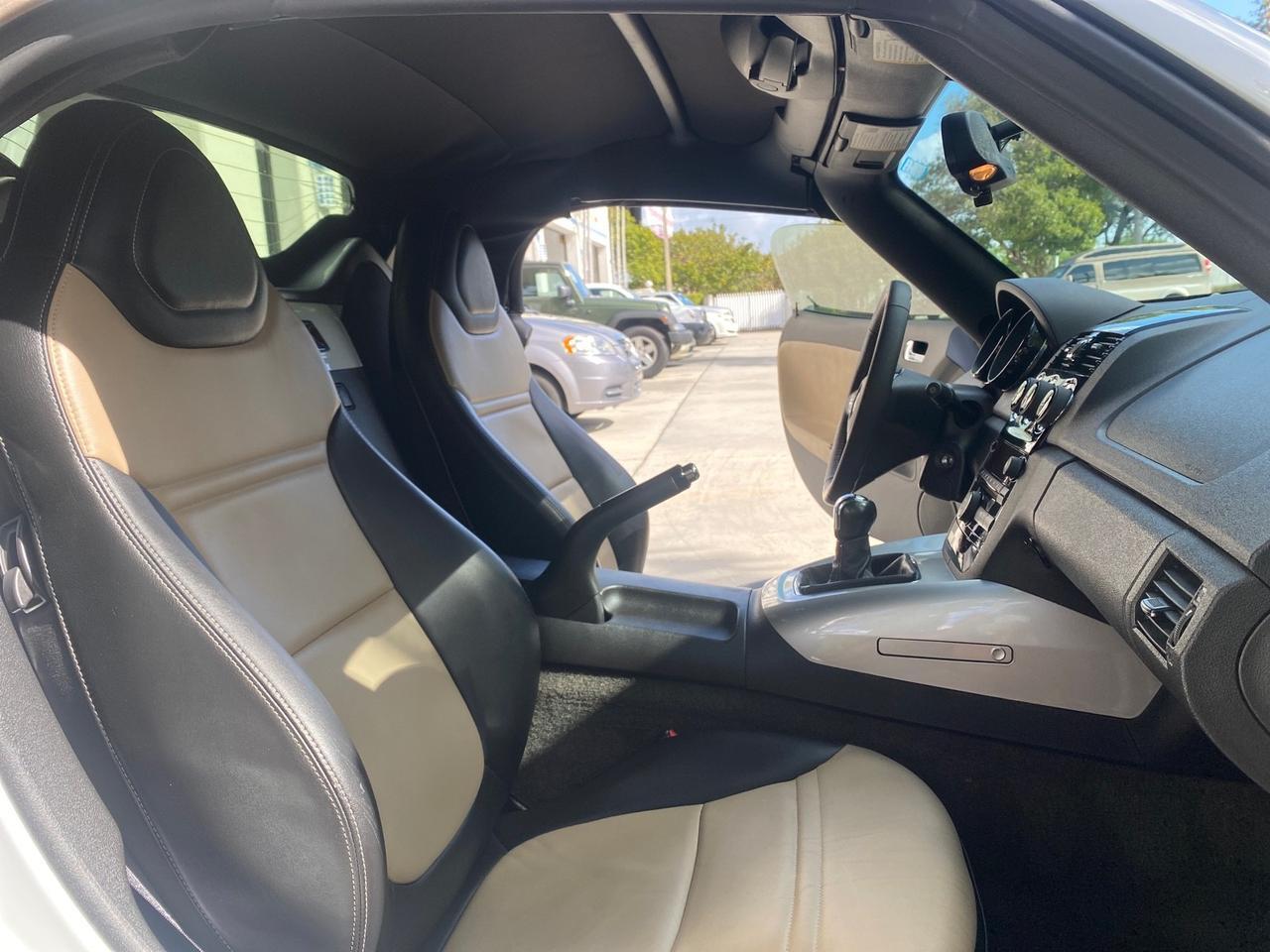 2007 Saturn Sky LOW MILES 21,329 5 SPEED MANUAL Pompano Beach FL