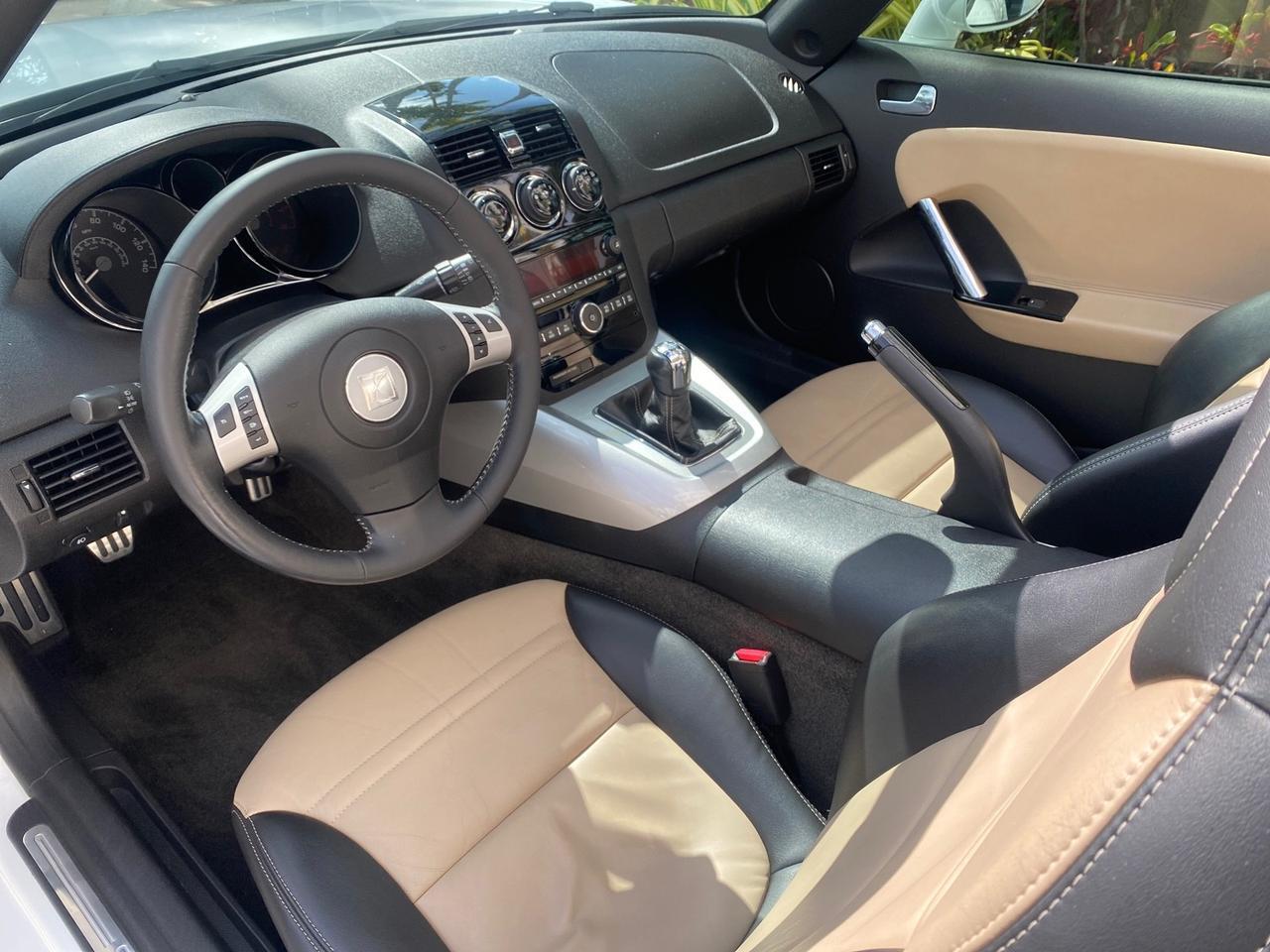 2007 Saturn Sky LOW MILES 21,329 5 SPEED MANUAL Pompano Beach FL