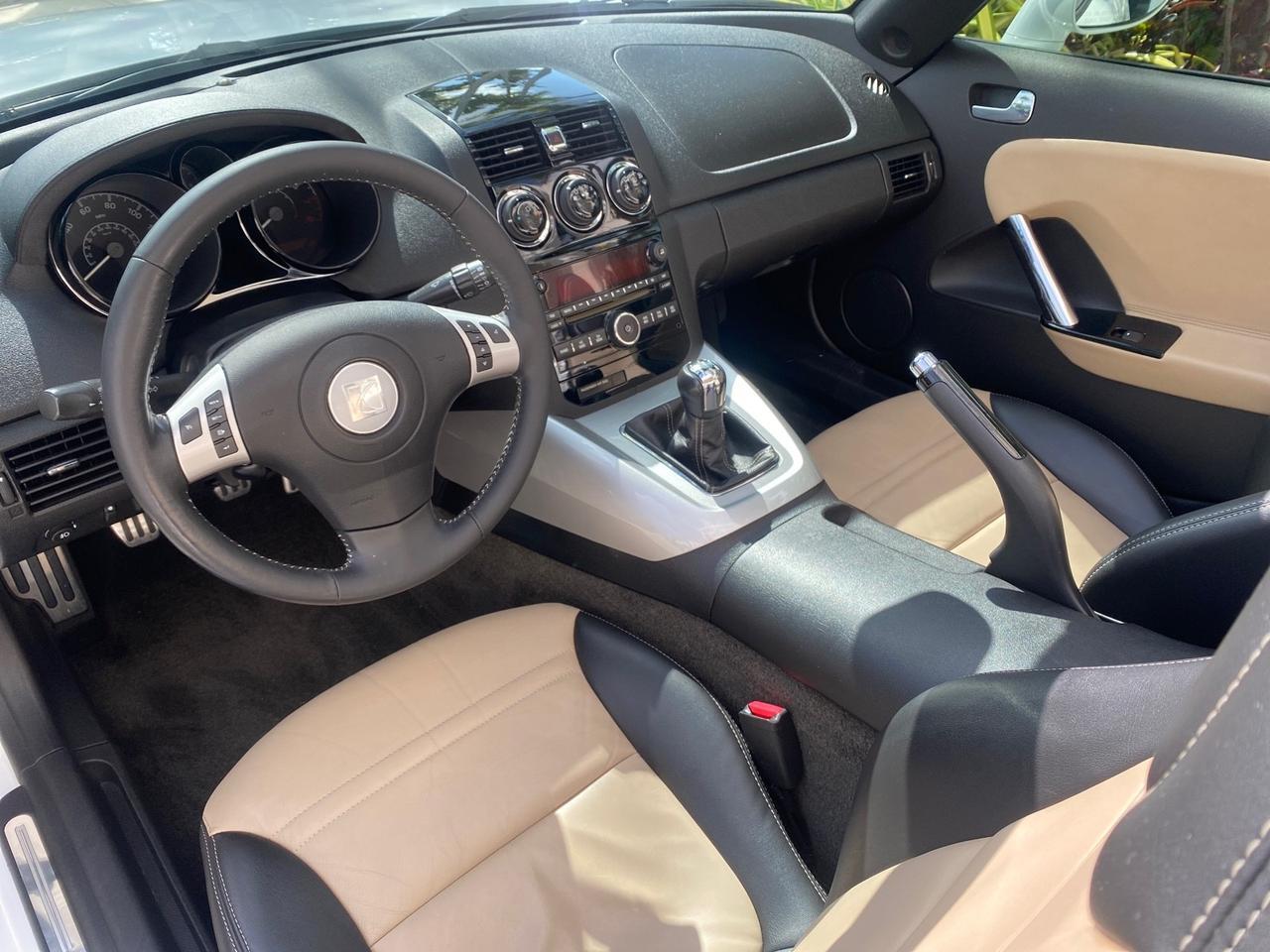 2007 Saturn Sky LOW MILES 21,329 5 SPEED MANUAL Pompano Beach FL