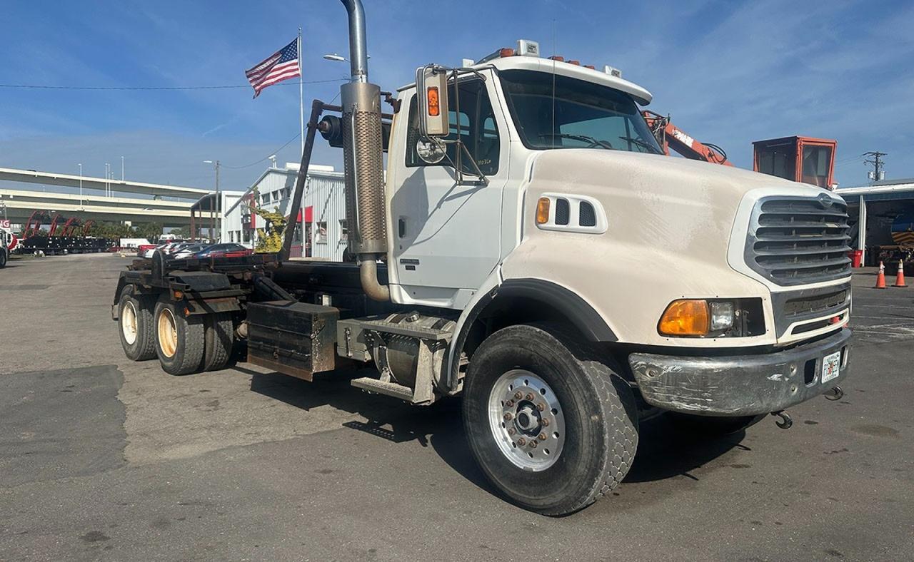 2007 Sterling LT9500 60,000 lb Galbreath Roll-Off Truck