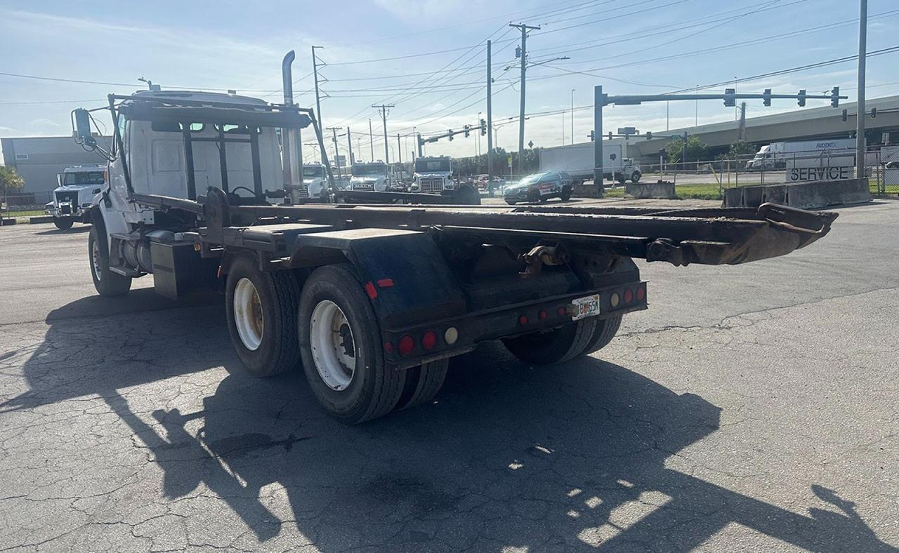 2007 Sterling LT9500 60,000 lb Galbreath Roll-Off Truck