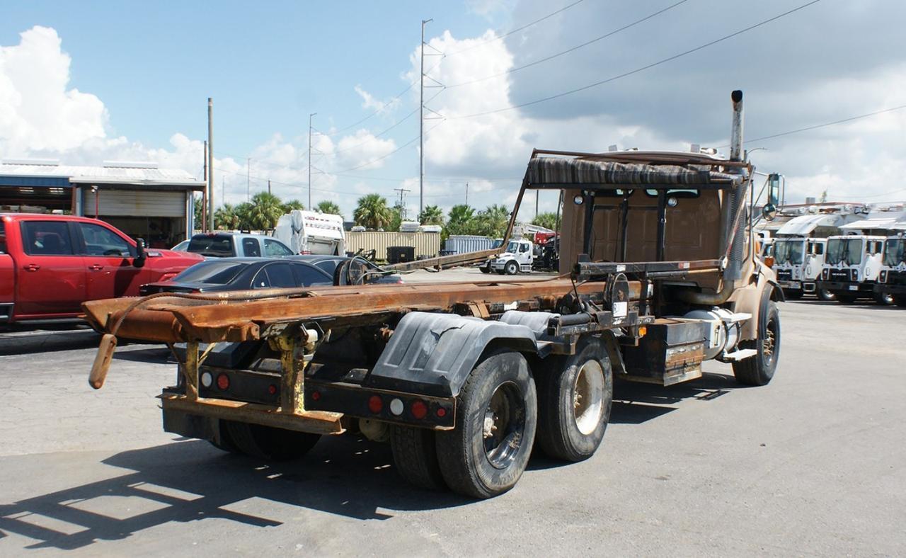 2007 Sterling LT9500 60,000 lb. Galbreath Roll-off Truck Tampa FL
