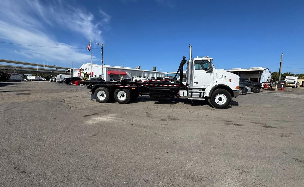 2007 Sterling LT9500 60,000 lb. Galbreath Roll-off Truck