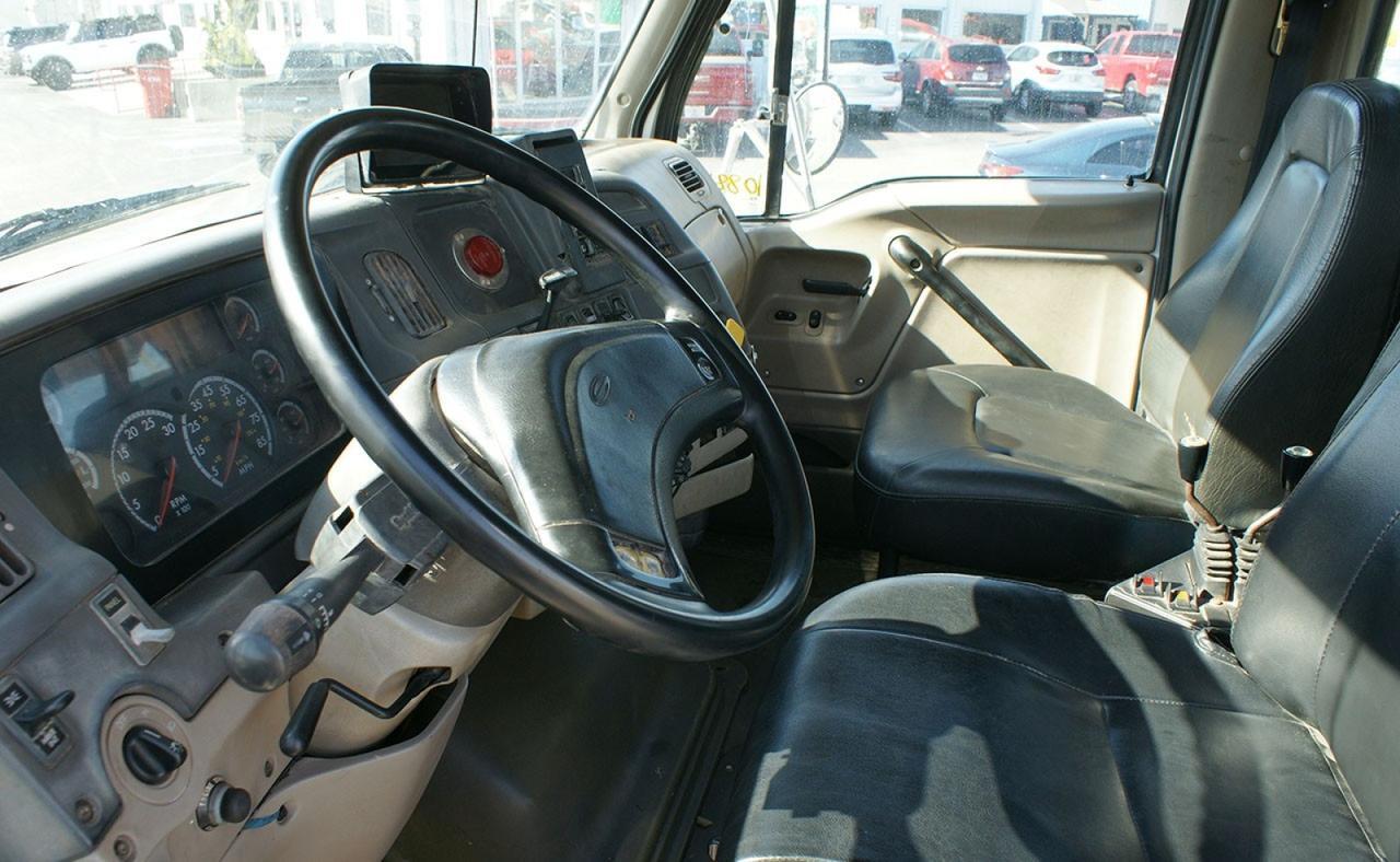 2007 Sterling LT9500 60,000 lb. Galbreath Roll-off Truck Tampa FL