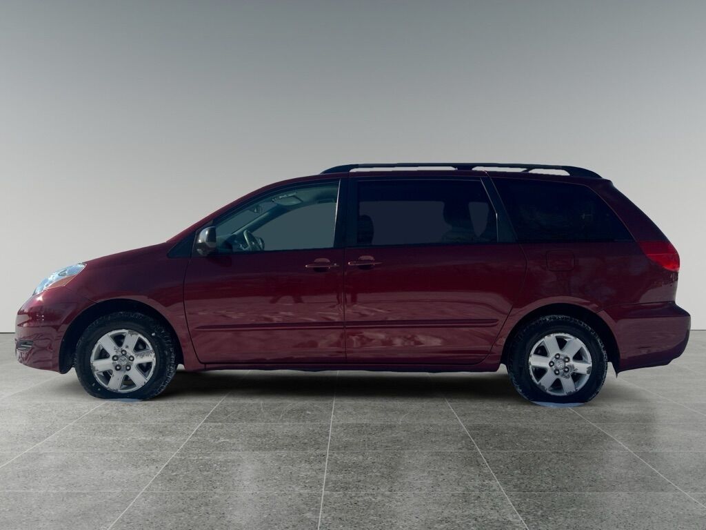 2007 TOYOTA SIENNA CE