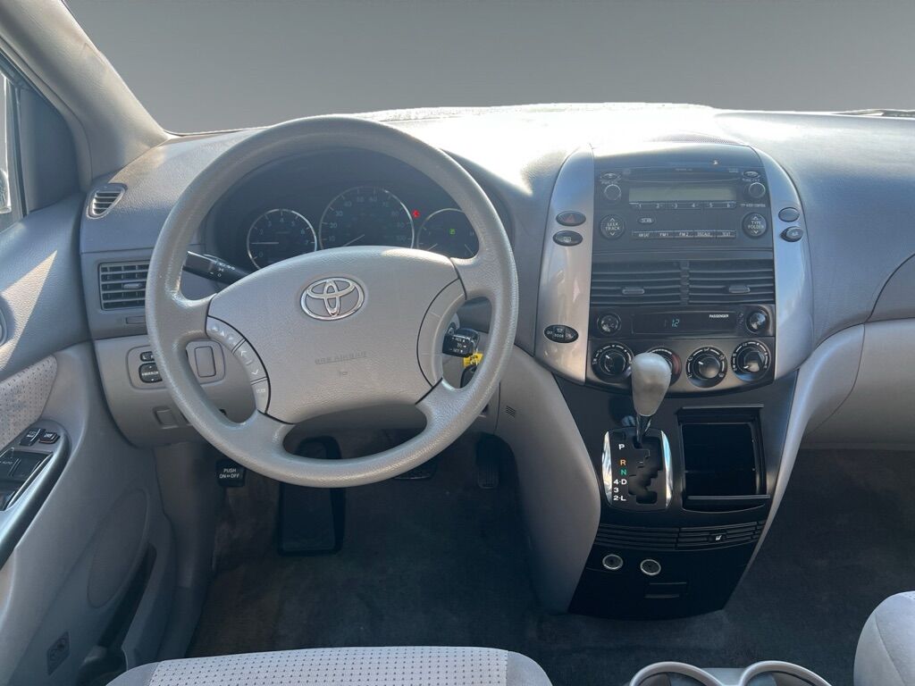 2007 TOYOTA SIENNA CE Toledo OH