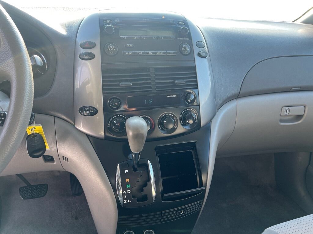 2007 TOYOTA SIENNA CE Toledo OH