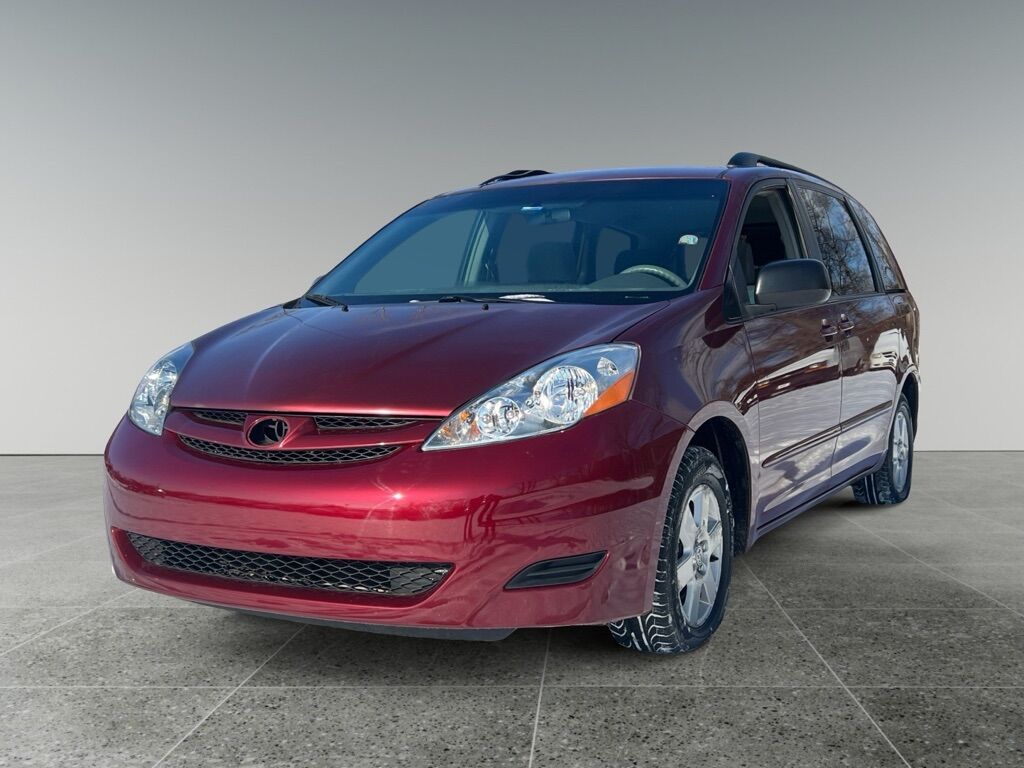 2007 TOYOTA SIENNA CE
