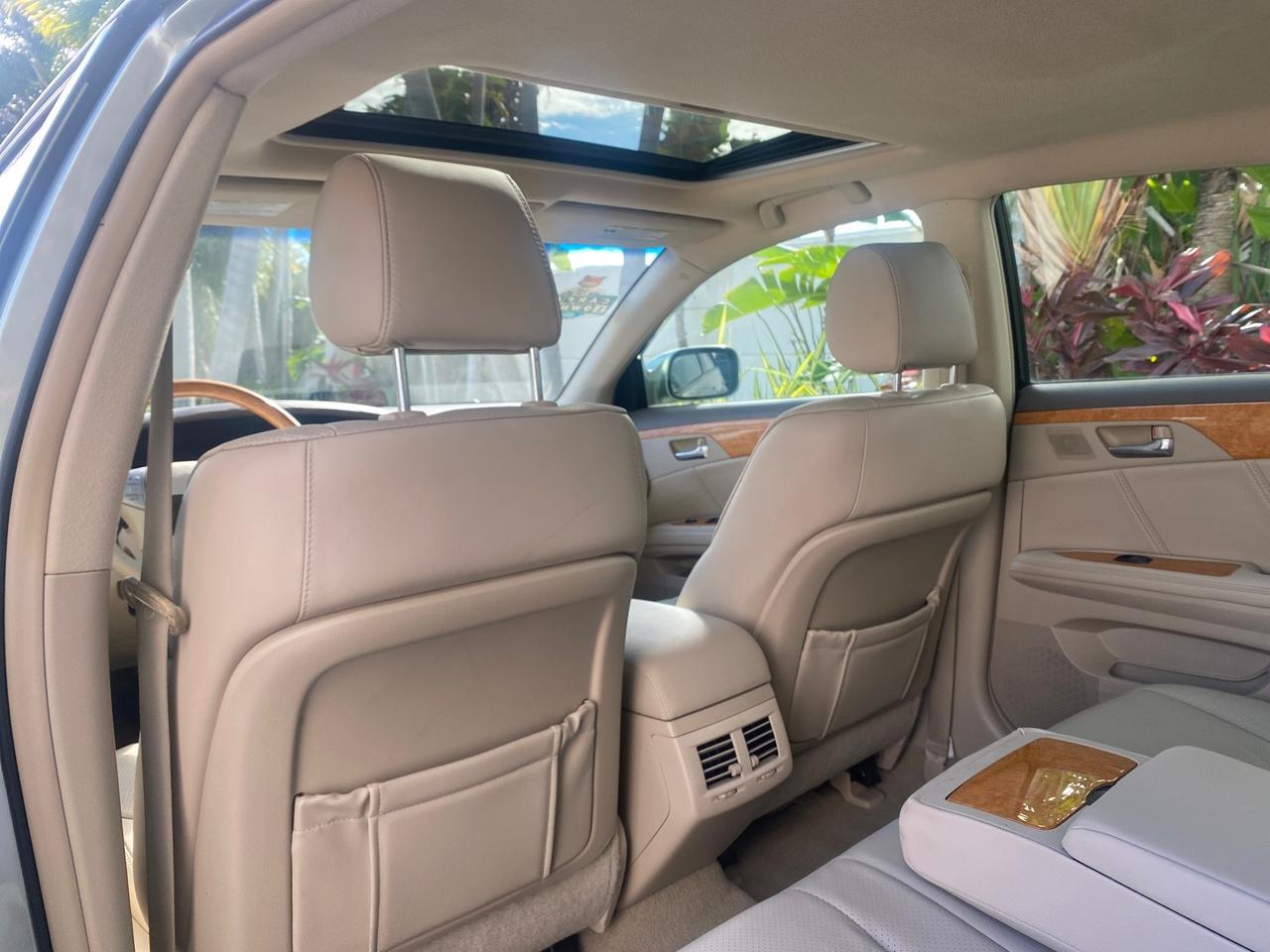 2007 Toyota Avalon Limited LOW MILES 28,392 1 OWNER Pompano Beach FL