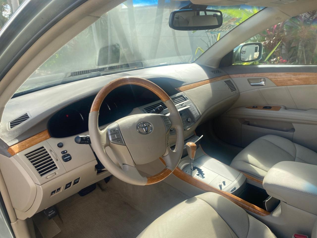 2007 Toyota Avalon Limited LOW MILES 28,392 1 OWNER Pompano Beach FL