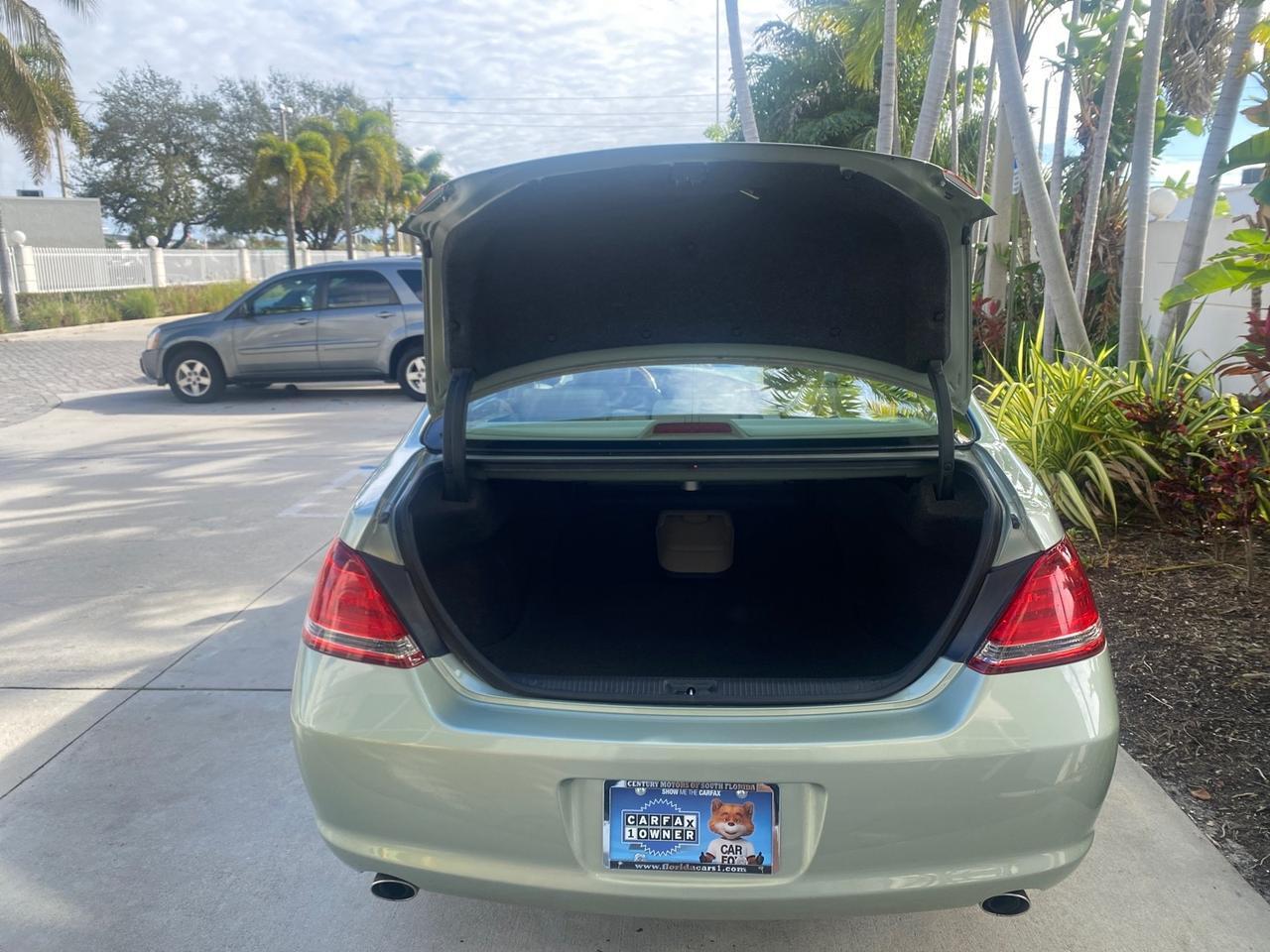 2007 Toyota Avalon Limited LOW MILES 28,392 1 OWNER Pompano Beach FL