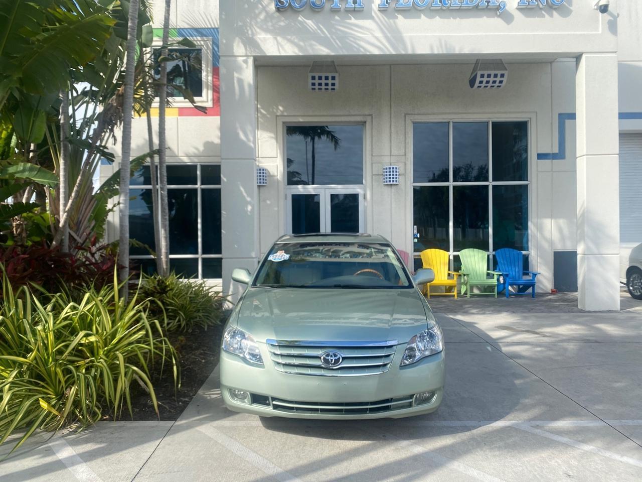 2007 Toyota Avalon Limited LOW MILES 28,392 1 OWNER Pompano Beach FL
