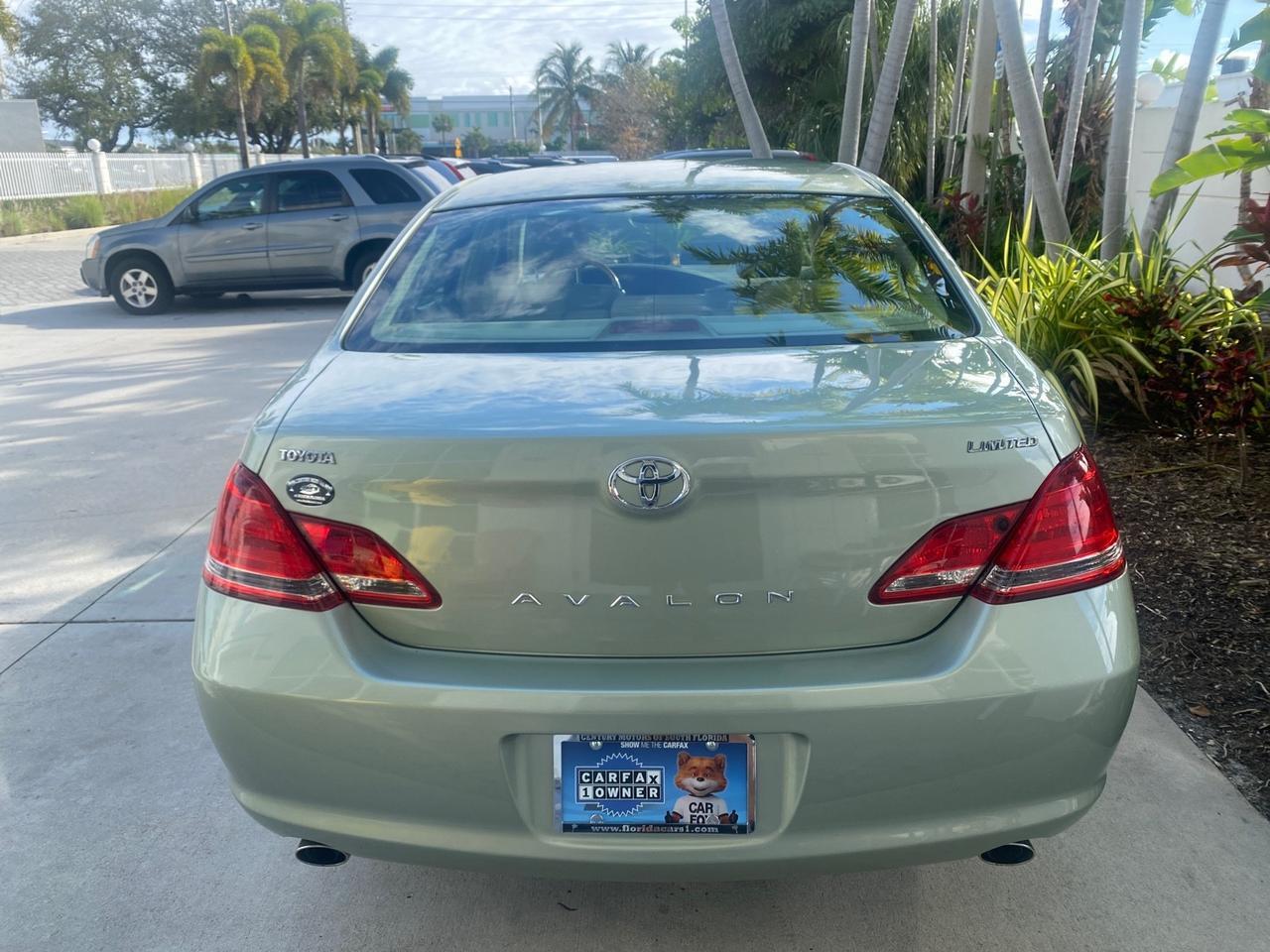 2007 Toyota Avalon Limited LOW MILES 28,392 1 OWNER Pompano Beach FL