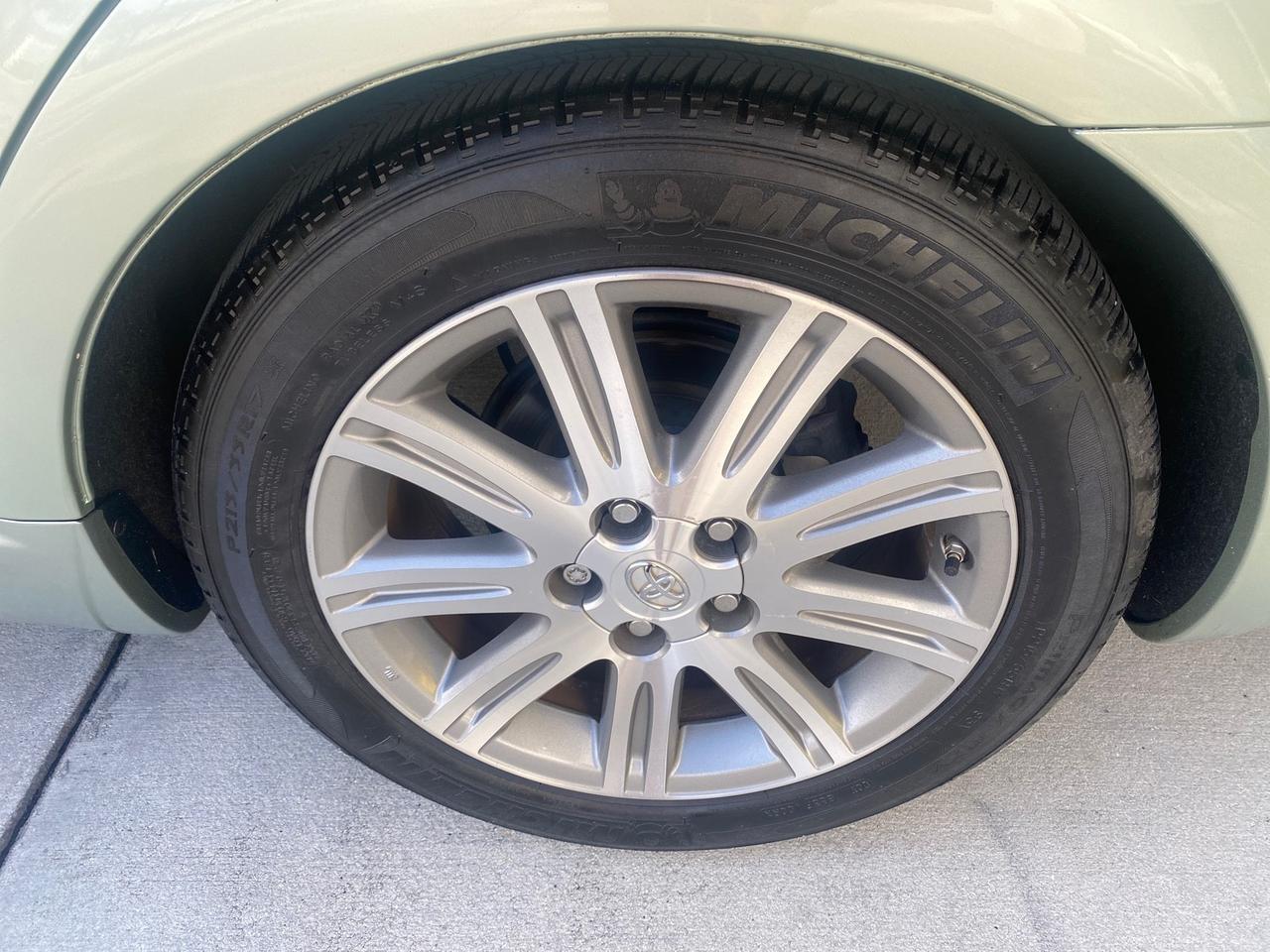 2007 Toyota Avalon Limited LOW MILES 28,392 1 OWNER Pompano Beach FL