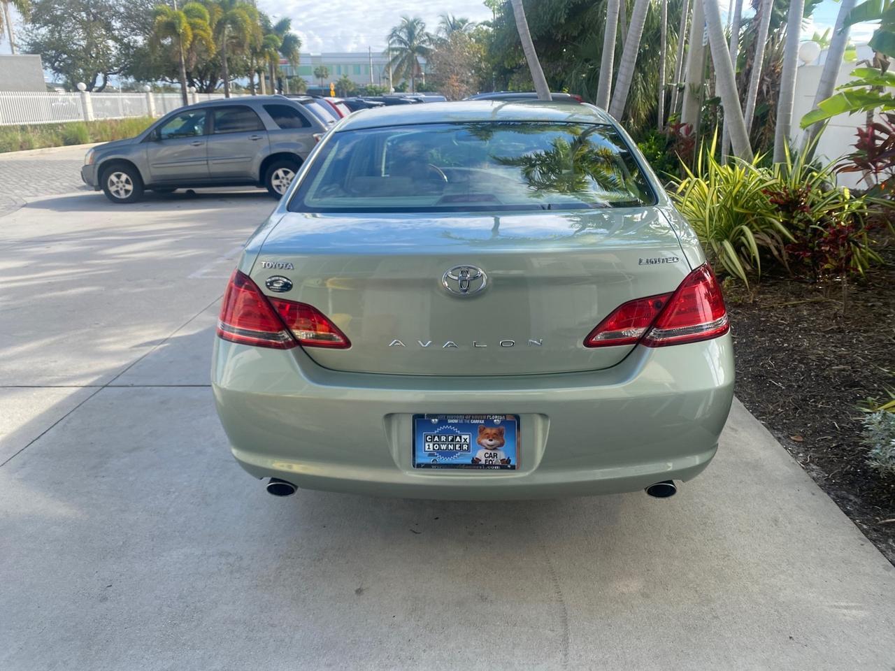 2007 Toyota Avalon Limited LOW MILES 28,392 1 OWNER Pompano Beach FL