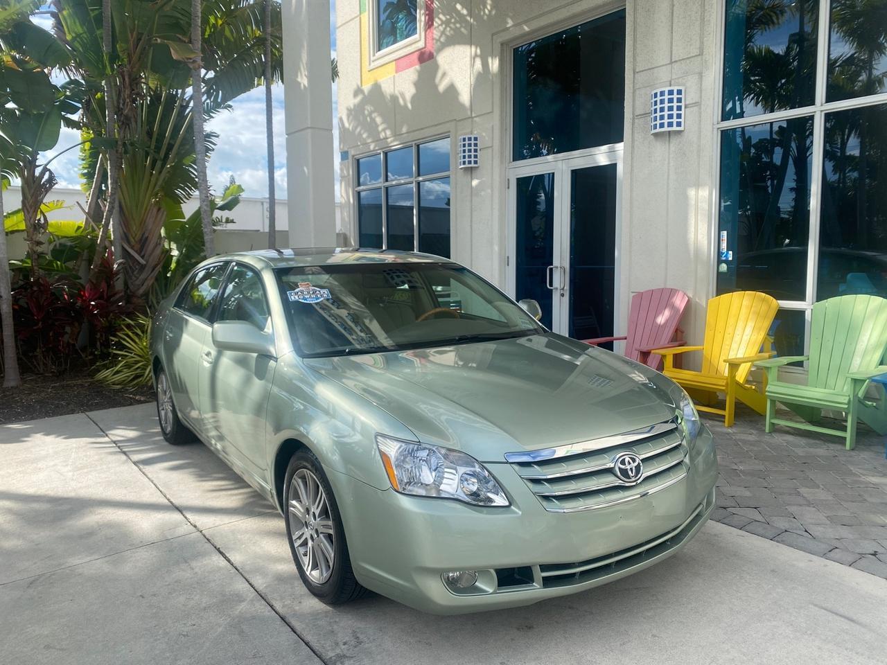 2007 Toyota Avalon Limited LOW MILES 28,392 1 OWNER Pompano Beach FL