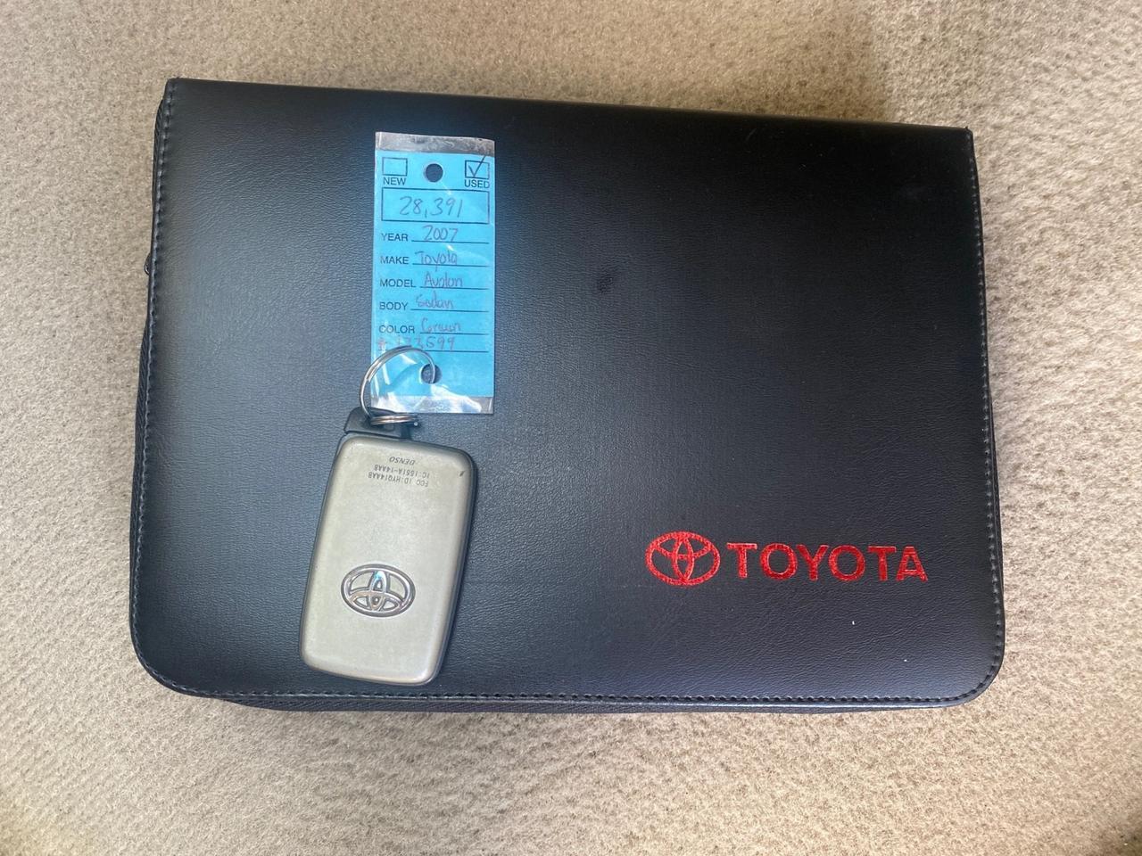 2007 Toyota Avalon Limited LOW MILES 28,392 1 OWNER Pompano Beach FL