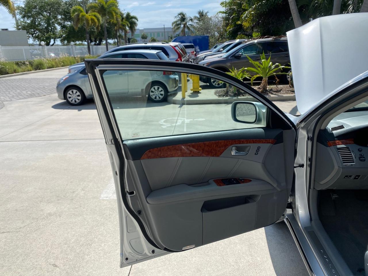 2007 Toyota Avalon SUNROOF Limited LOW MILES 48,568 Pompano Beach FL