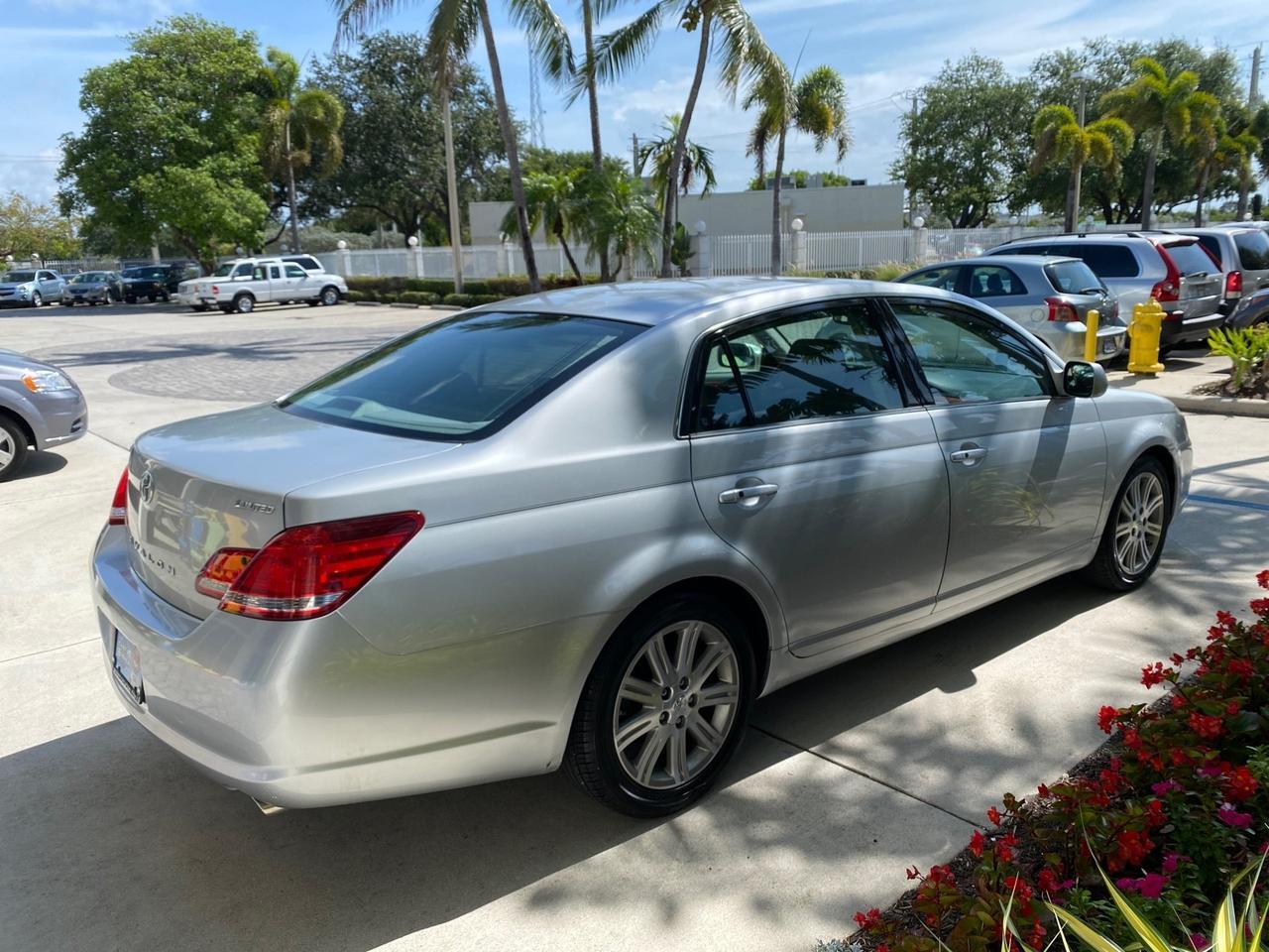 2007 Toyota Avalon SUNROOF Limited LOW MILES 48,568 Pompano Beach FL