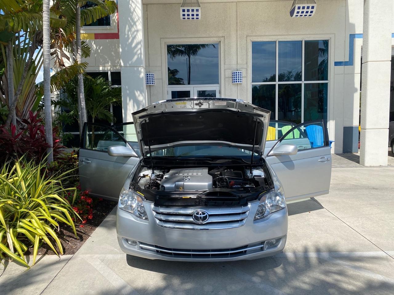2007 Toyota Avalon SUNROOF Limited LOW MILES 48,568 Pompano Beach FL