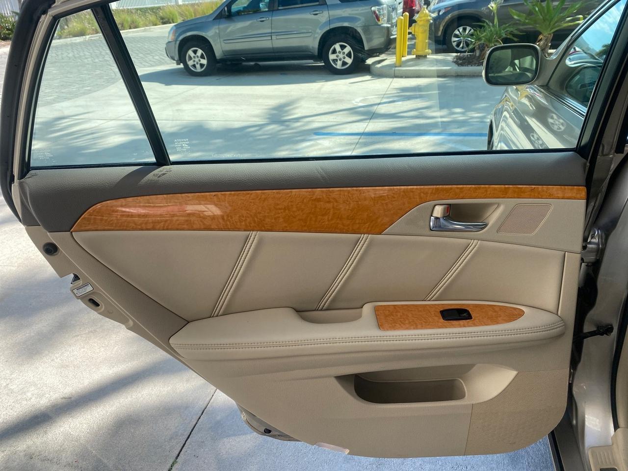 2007 Toyota Avalon XL Limited LOW MILES 73,237 Pompano Beach FL