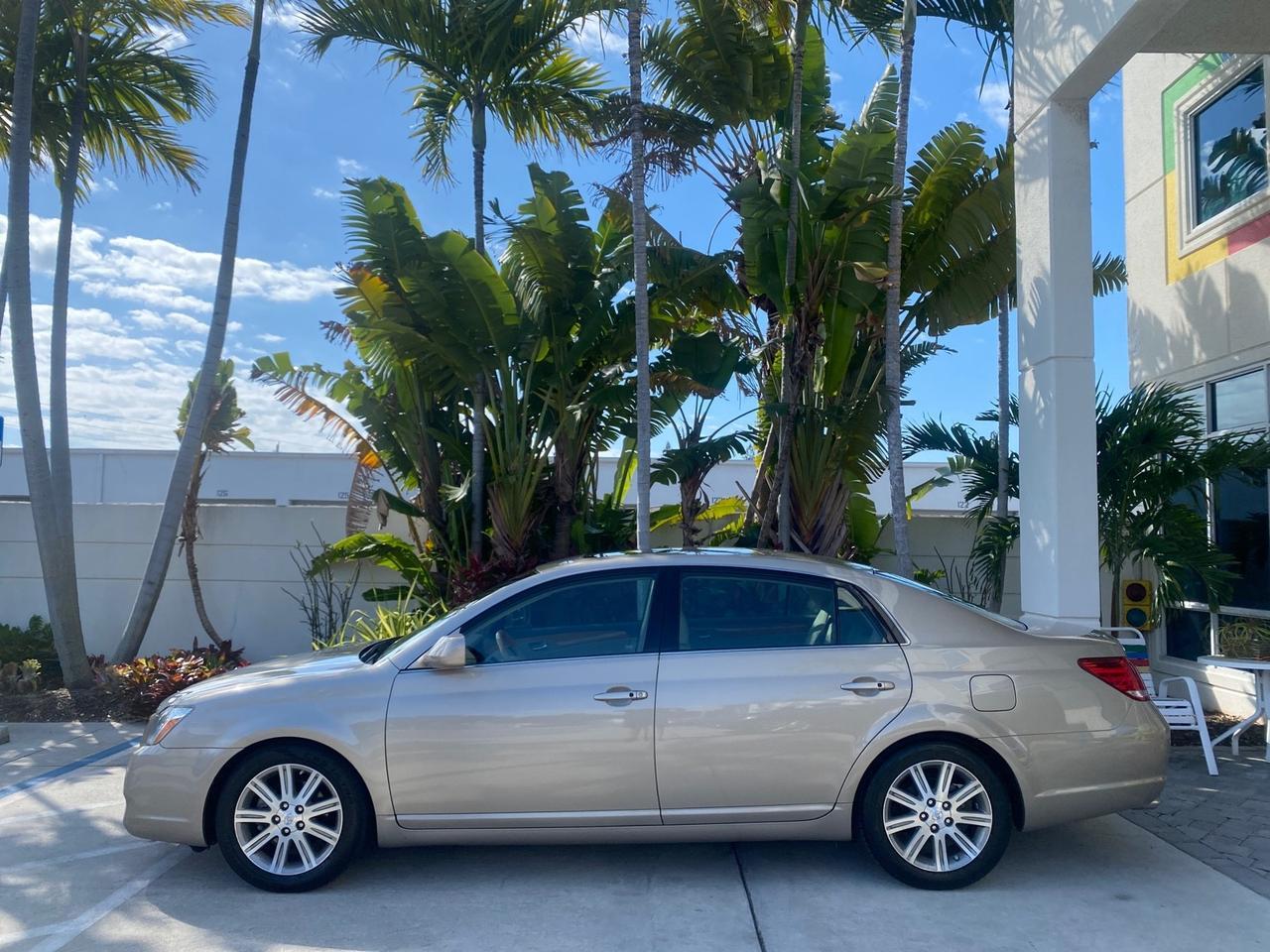 2007 Toyota Avalon XL Limited LOW MILES 73,237 Pompano Beach FL
