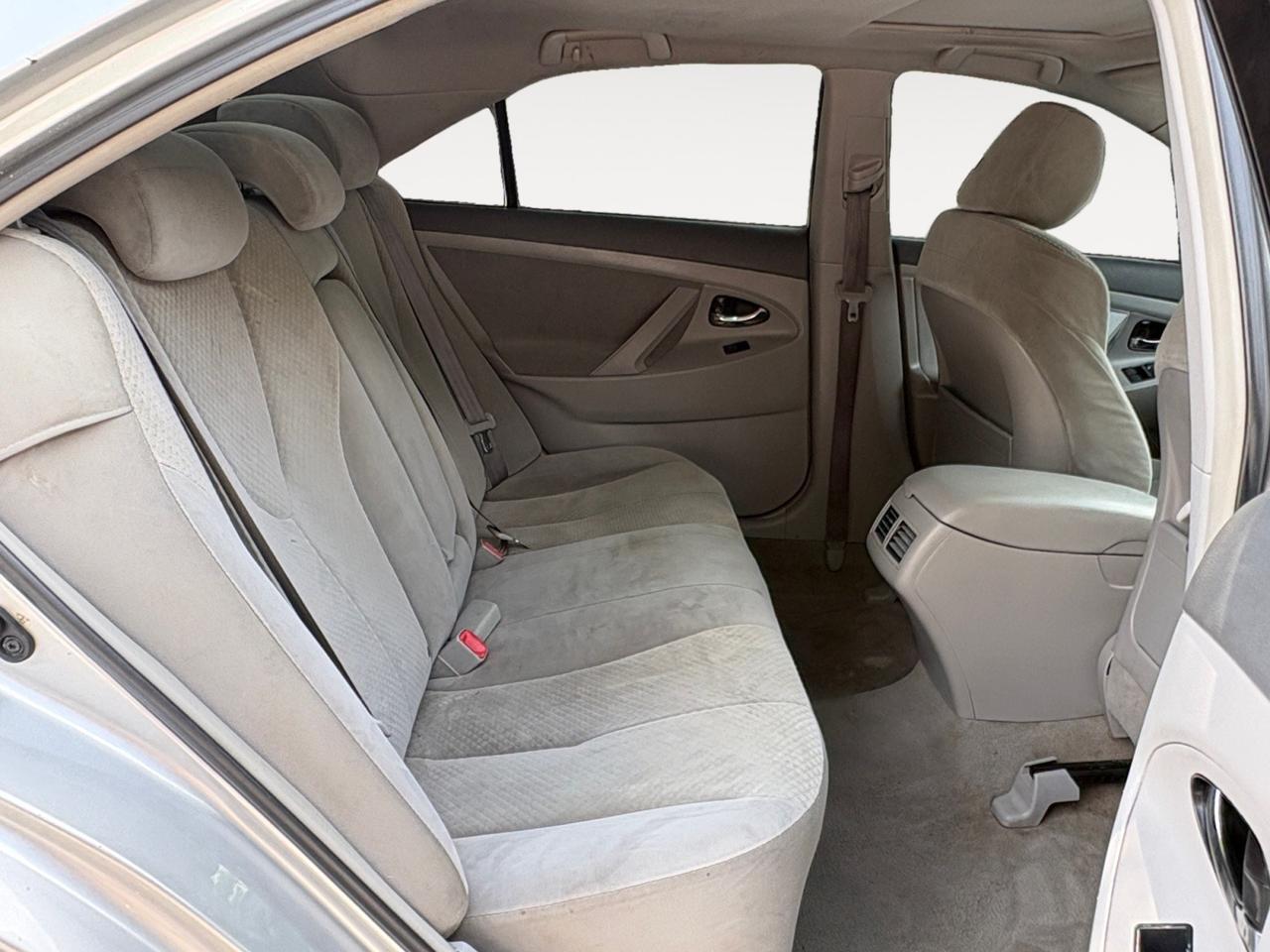 2007 Toyota Camry Hybrid HYBRID ECO MODE, SUNROOF, CRUISE CONTROL, PRIVACY TINTED WINDOWS, POWER DRIVER SEAT, BLUETOOTH & AUX HOOKUP, THIS CAMRY IS READY TO COME HOME WITH YOU! Virginia Beach VA