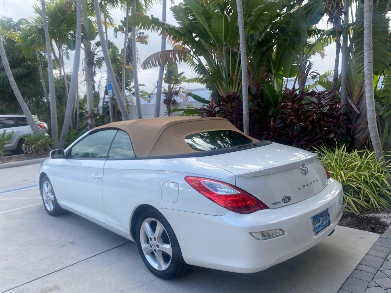 2007 Toyota Camry Solara SLE LOW MILES 67,647 Pompano Beach FL