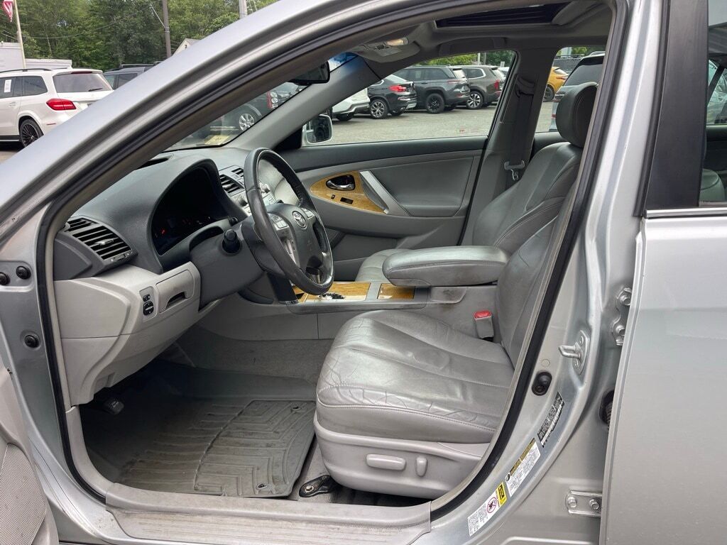 2007 Toyota Camry XLE Orange MA