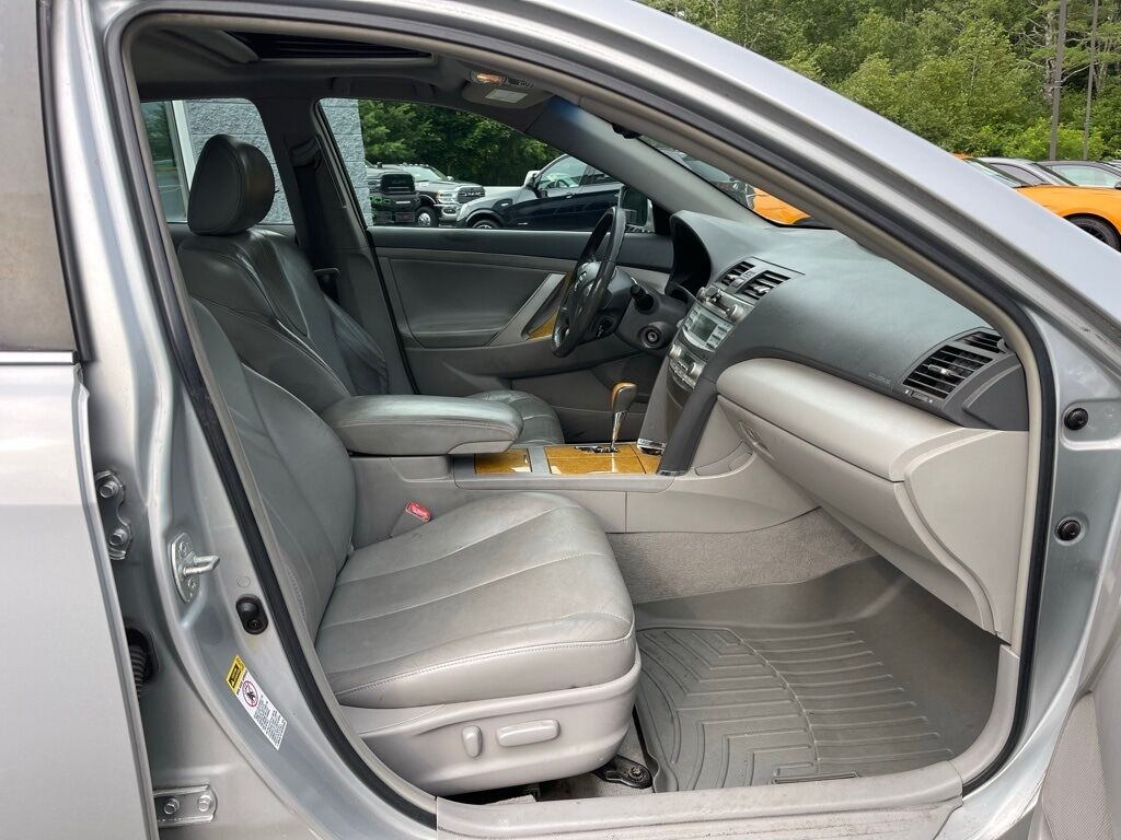 2007 Toyota Camry XLE Orange MA