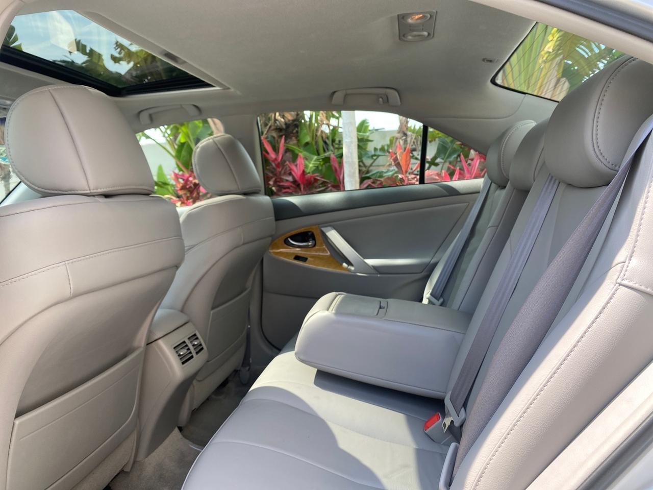 2007 Toyota Camry XLE LOW MILES 15,752 1 OWNER Pompano Beach FL