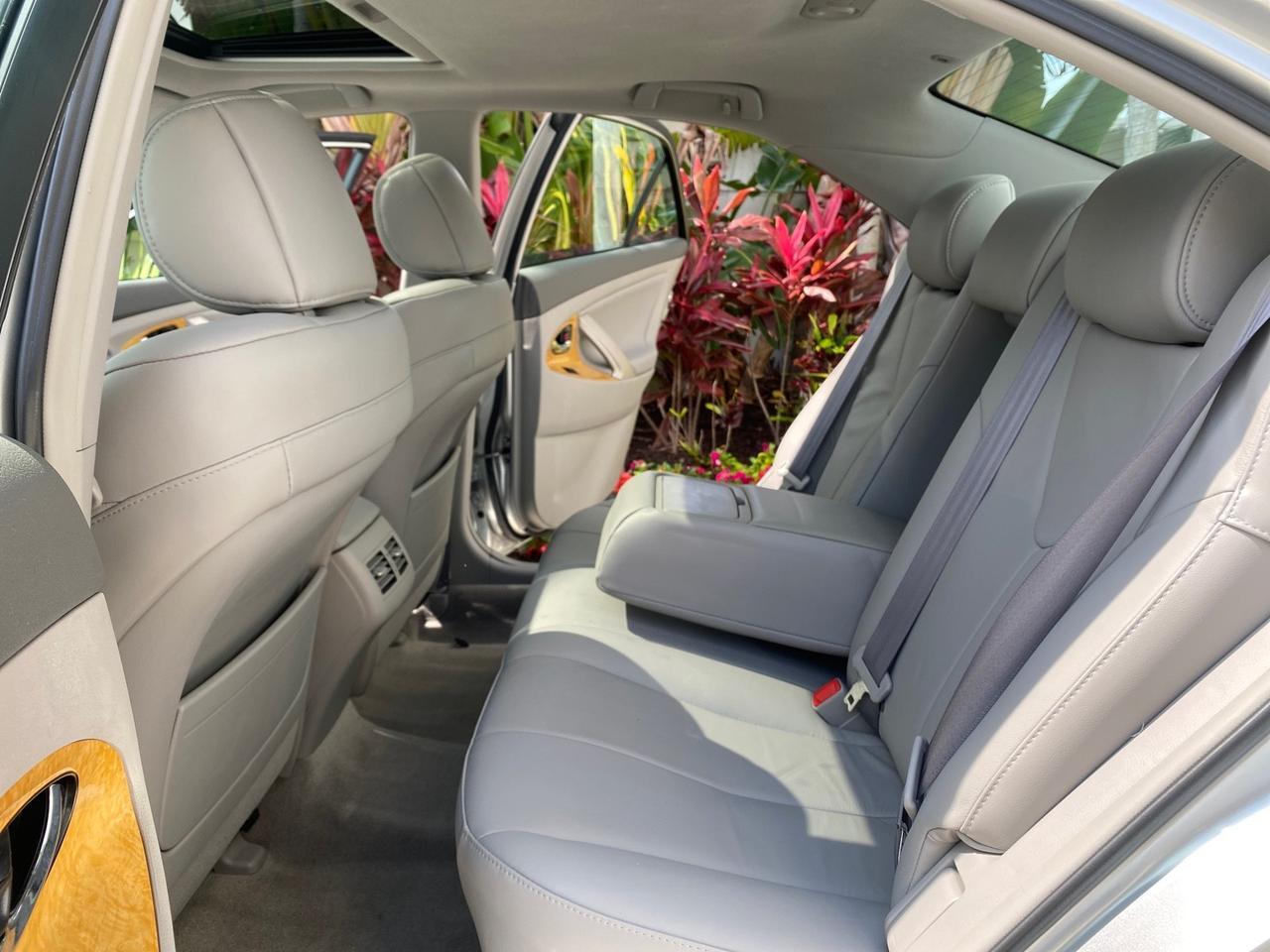 2007 Toyota Camry XLE LOW MILES 15,752 1 OWNER Pompano Beach FL