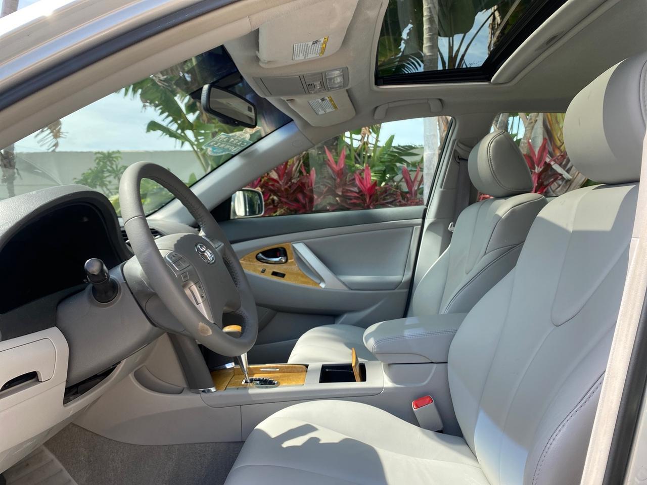 2007 Toyota Camry XLE LOW MILES 15,752 1 OWNER Pompano Beach FL