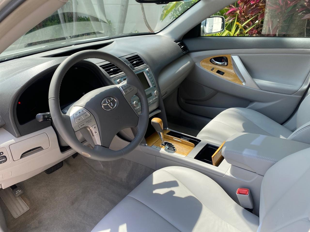 2007 Toyota Camry XLE LOW MILES 15,752 1 OWNER Pompano Beach FL