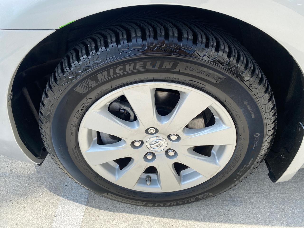 2007 Toyota Camry XLE LOW MILES 15,752 1 OWNER Pompano Beach FL
