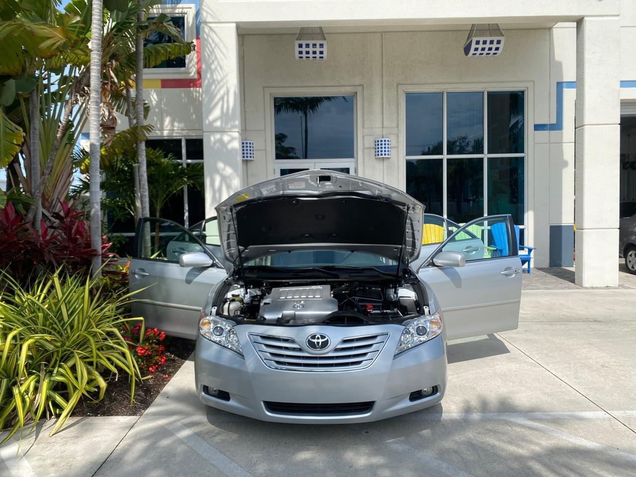 2007 Toyota Camry XLE LOW MILES 15,752 1 OWNER Pompano Beach FL