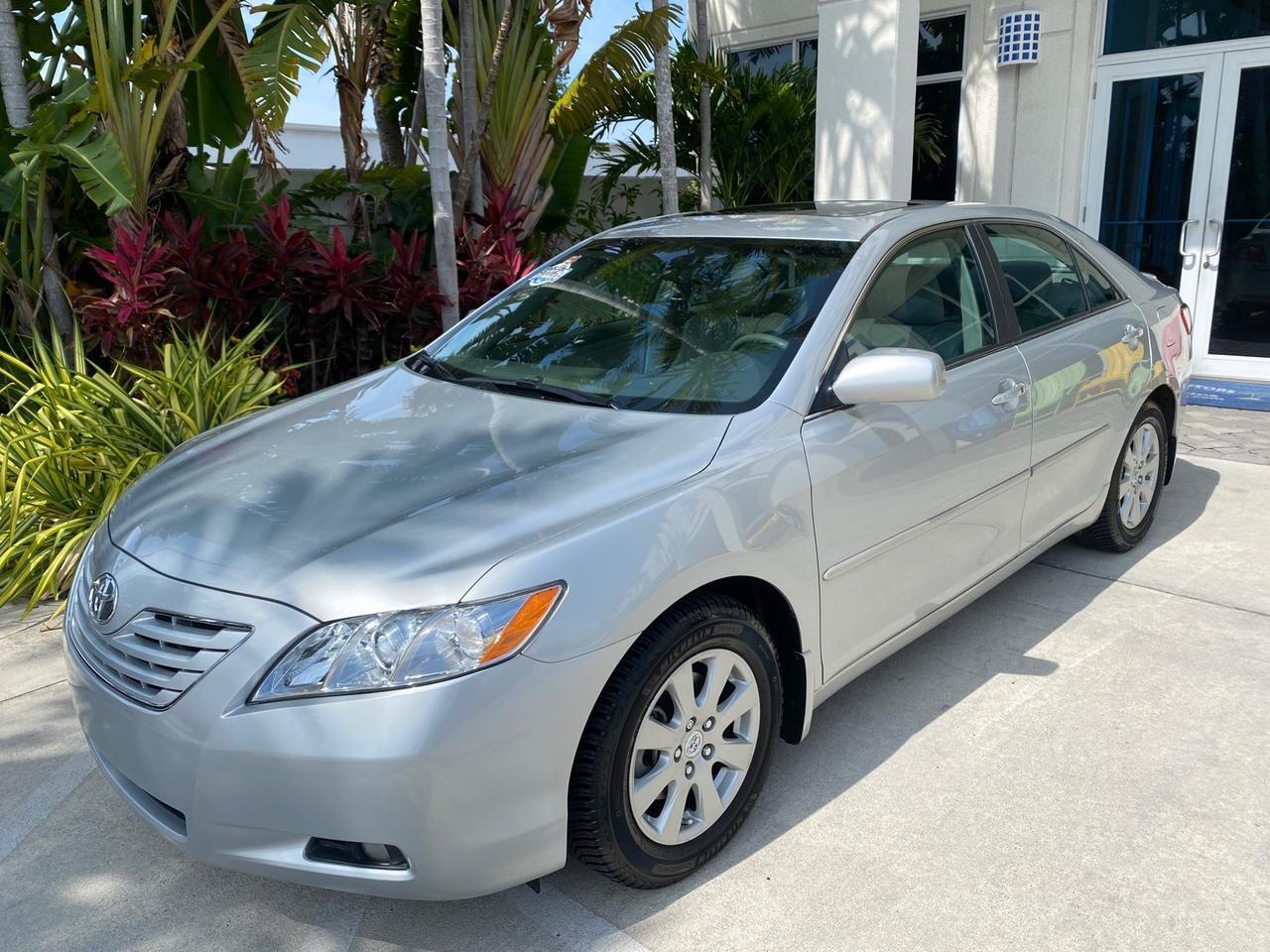 2007 Toyota Camry XLE LOW MILES 15,752 1 OWNER Pompano Beach FL