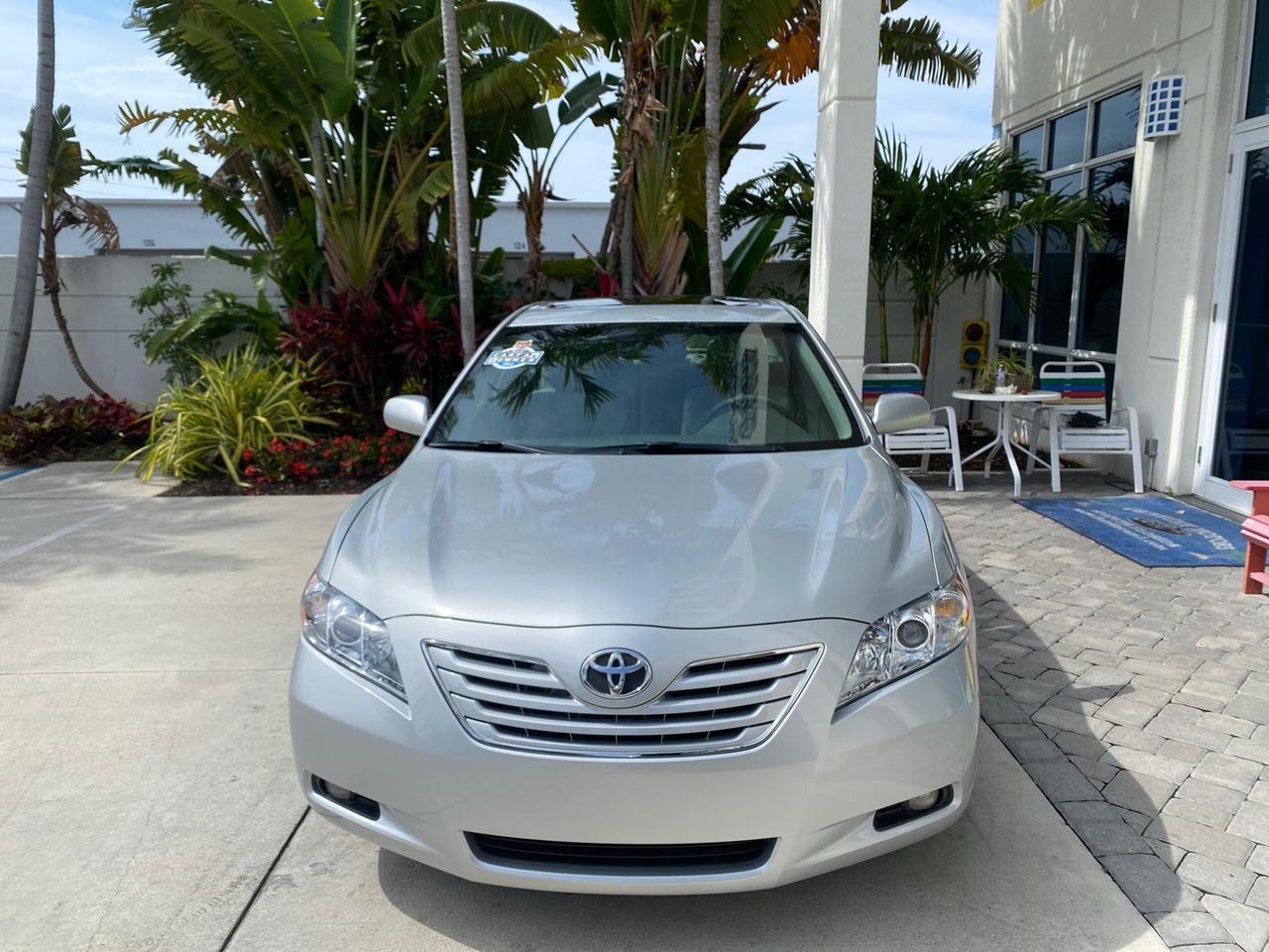 2007 Toyota Camry XLE LOW MILES 15,752 1 OWNER