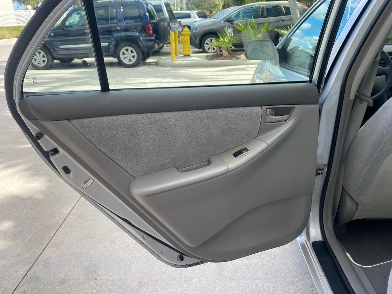 2007 Toyota Corolla LOADED LOW MILES 11,867 1 OWNER Pompano Beach FL