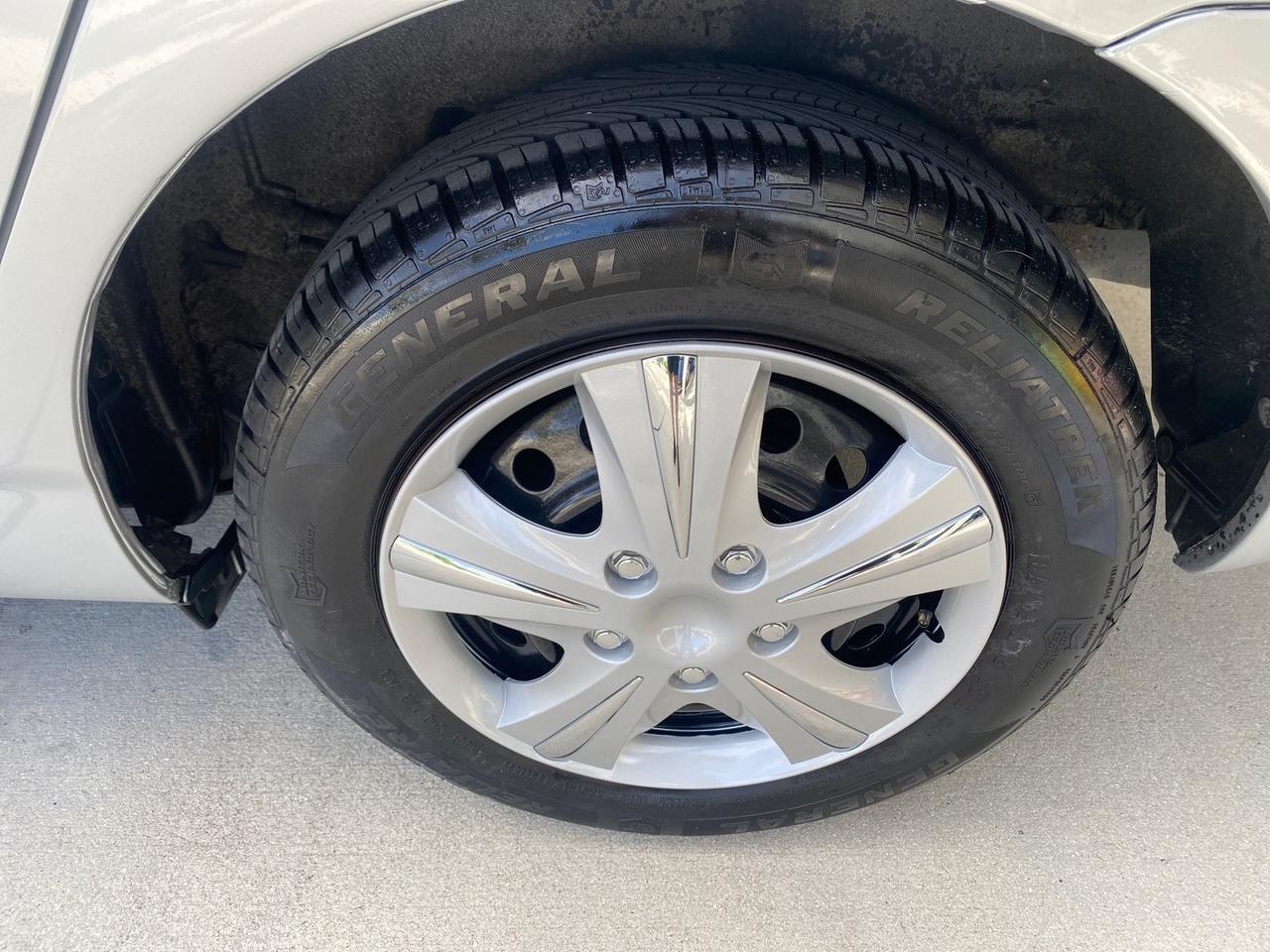 2007 Toyota Corolla LOADED LOW MILES 11,867 1 OWNER Pompano Beach FL