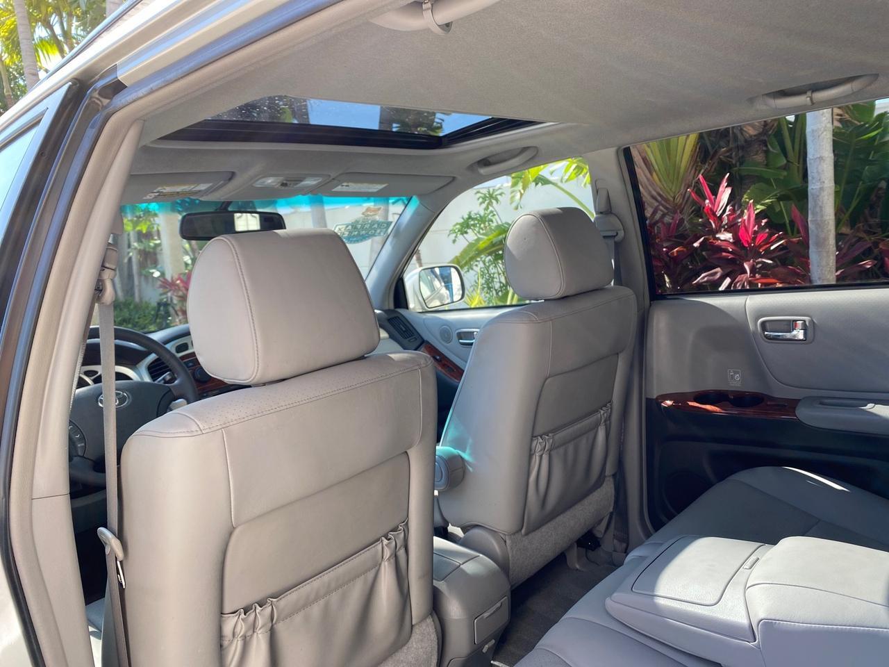 2007 Toyota Highlander Limited 4WD LOW MILES 47,399 1 OWNER Pompano Beach FL