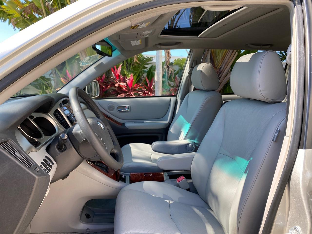 2007 Toyota Highlander Limited 4WD LOW MILES 47,399 1 OWNER Pompano Beach FL