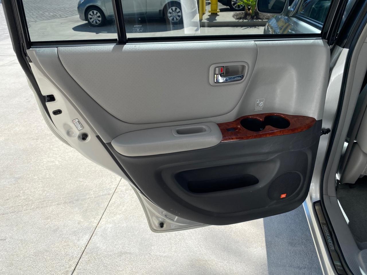 2007 Toyota Highlander Limited 4WD LOW MILES 47,399 1 OWNER Pompano Beach FL