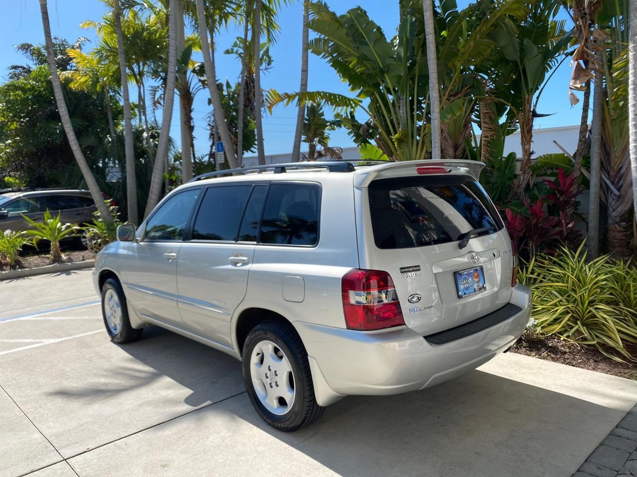 2007 Toyota Highlander Limited 4WD LOW MILES 47,399 1 OWNER Pompano Beach FL
