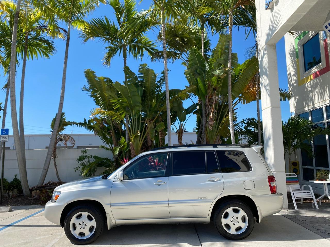 2007 Toyota Highlander Limited 4WD LOW MILES 47,399 1 OWNER Pompano Beach FL
