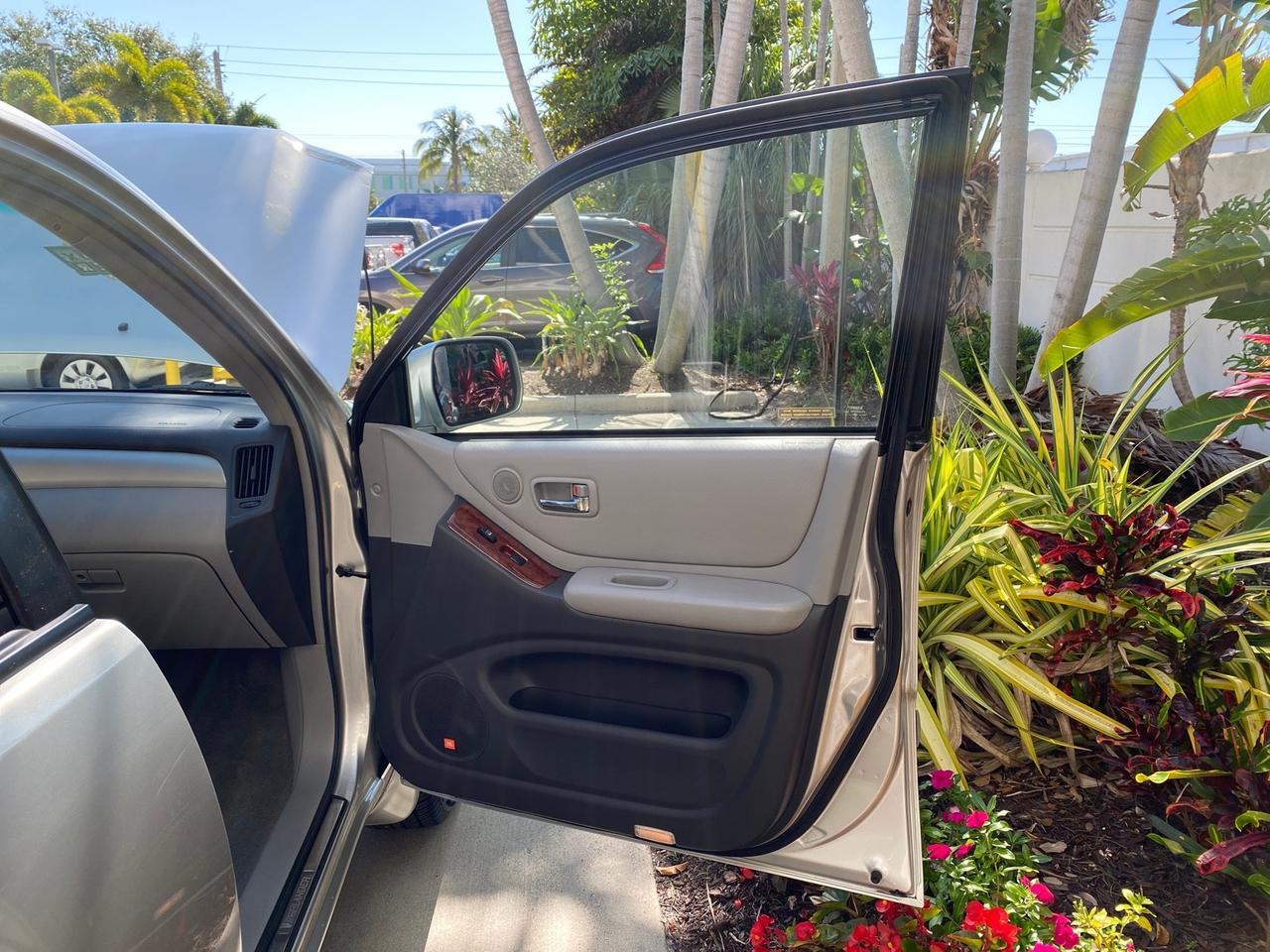 2007 Toyota Highlander Limited 4WD LOW MILES 47,399 1 OWNER Pompano Beach FL