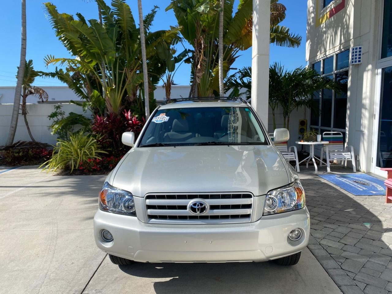 2007 Toyota Highlander Limited 4WD LOW MILES 47,399 1 OWNER